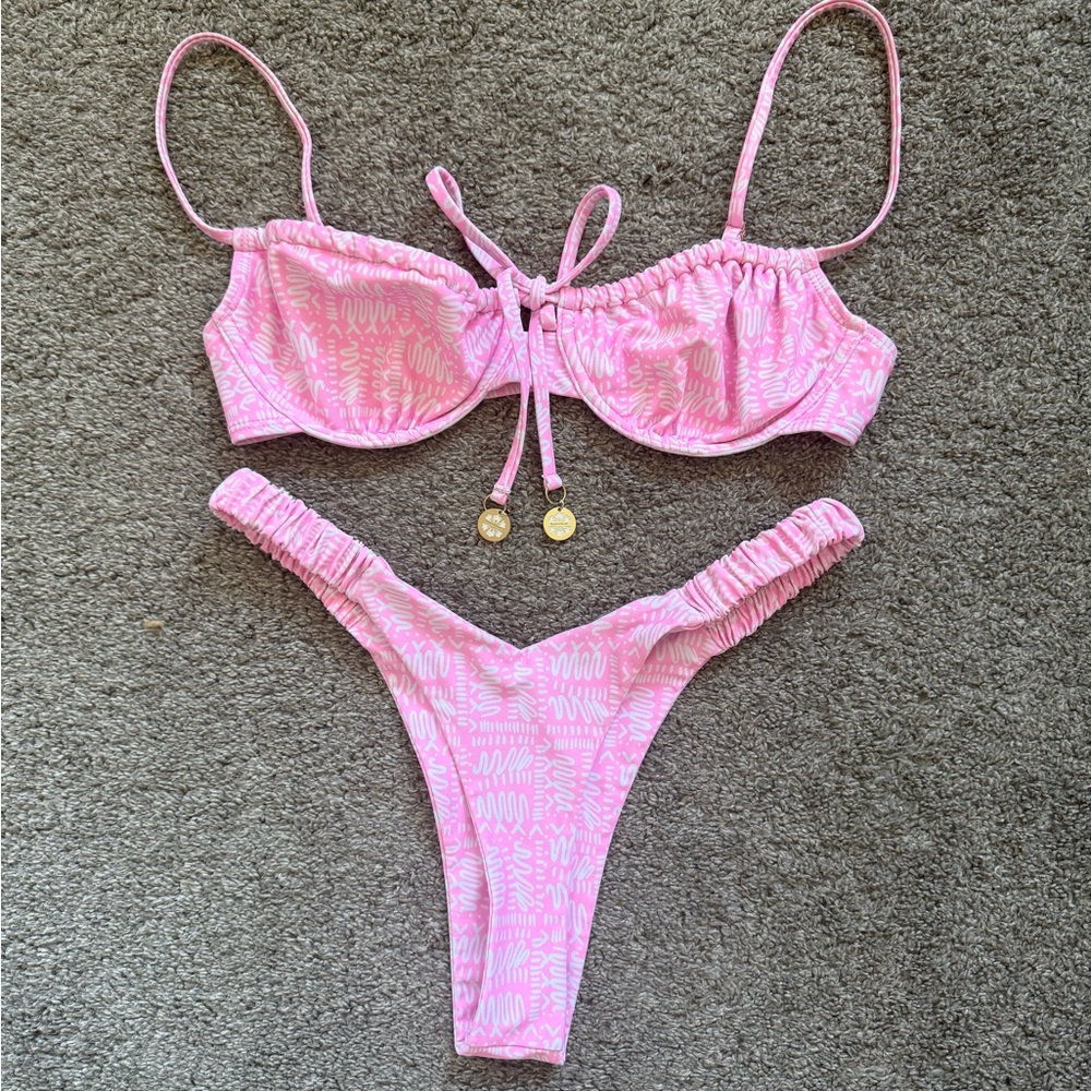 Kulani Kinis Pink Bikini Set